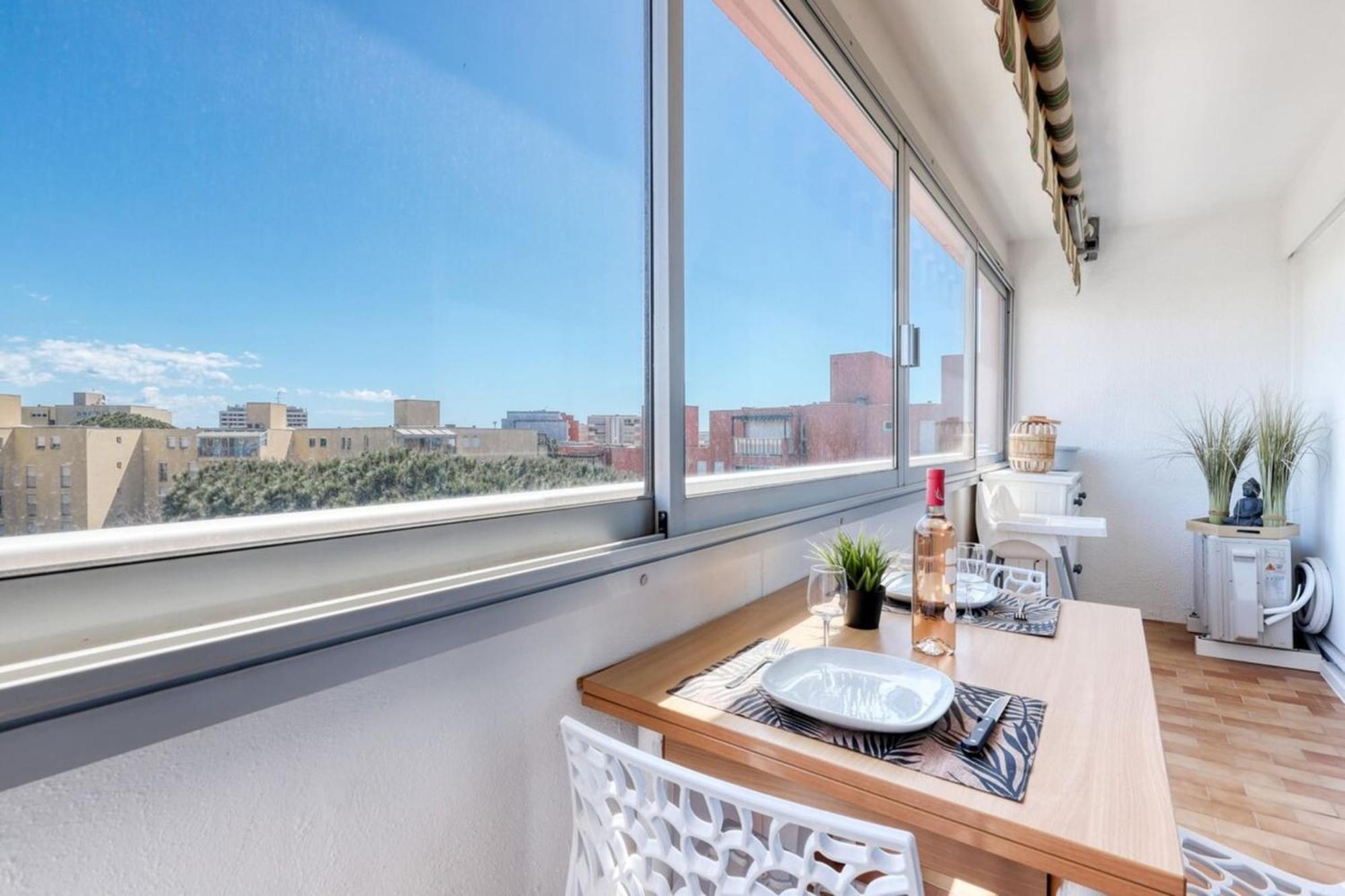 T2 600 M From The Beach! Air-Conditioned Le Lavandou Bagian luar foto